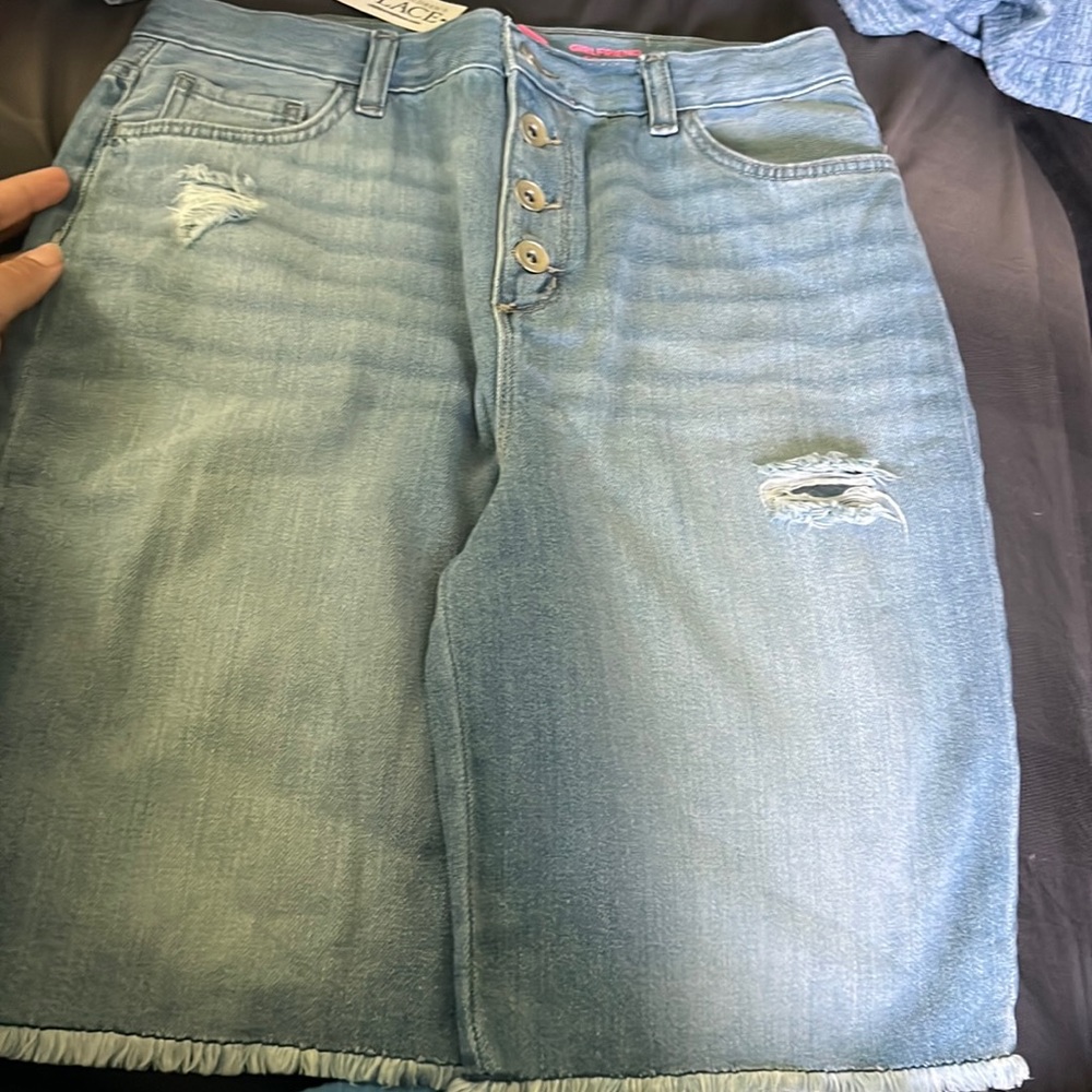 Brand new Children’s Place distress shorts for girls